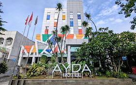 Zuri Express Mangga Dua